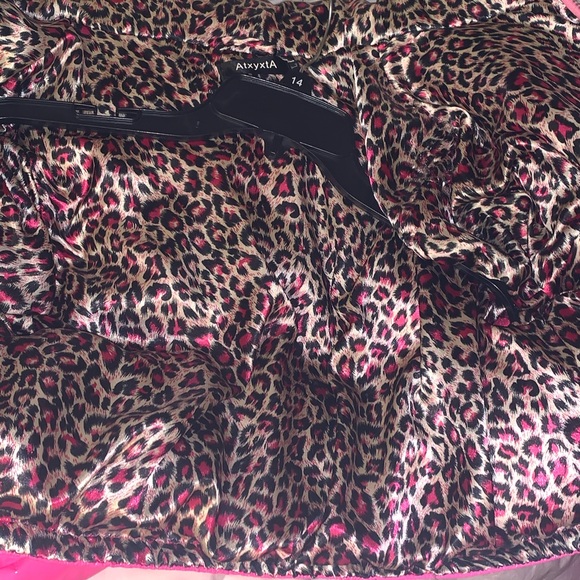 Cropped Hot Pink Puffer Bubble Jacket - Picture 8 of 8